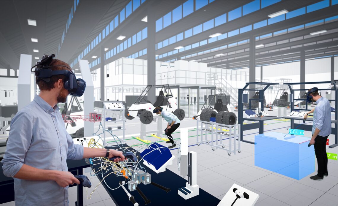 Homme avec un casque VR dans une usine virtuelle